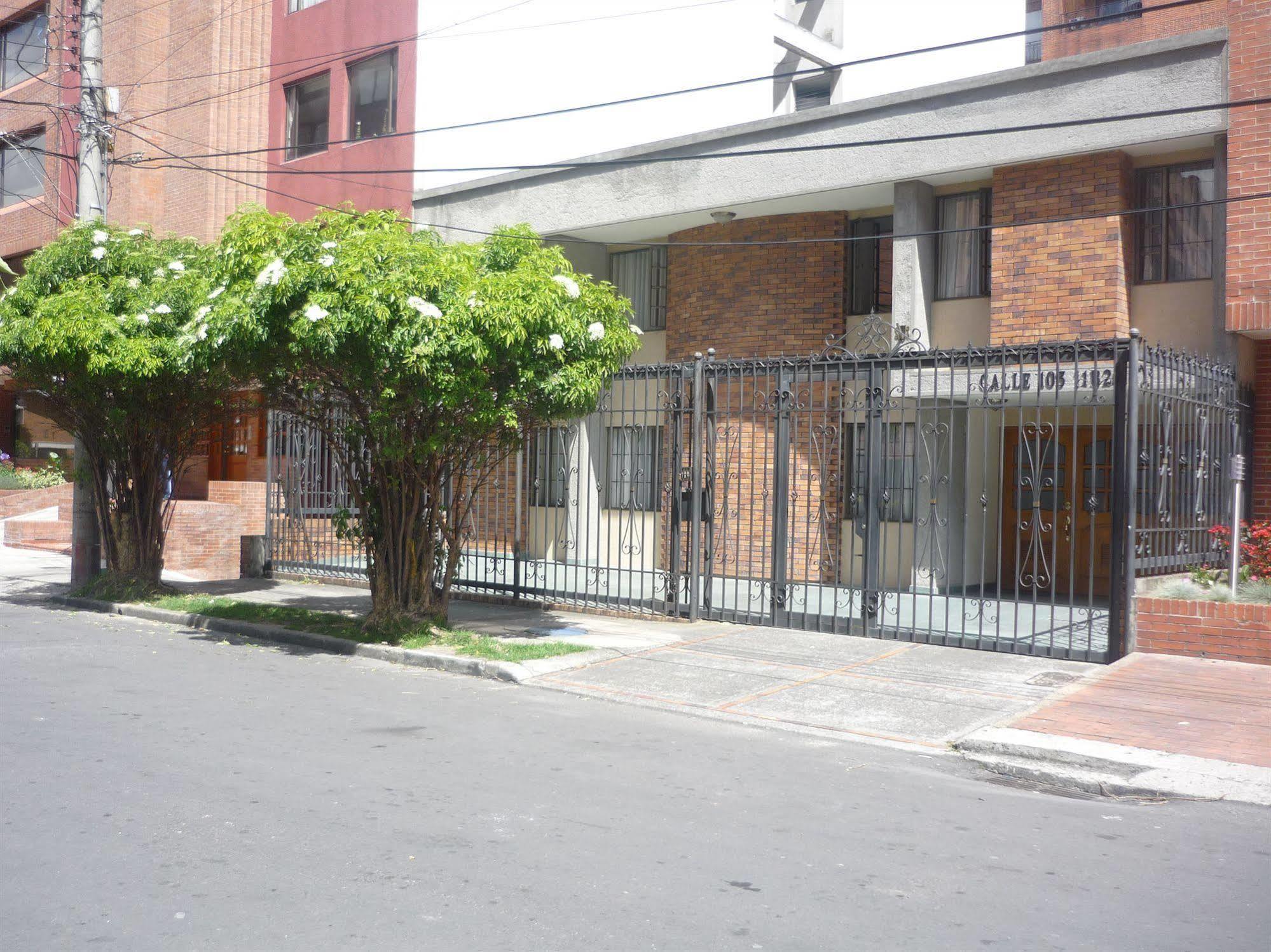 Hotel Casa La Riviera Bogotá Exteriör bild